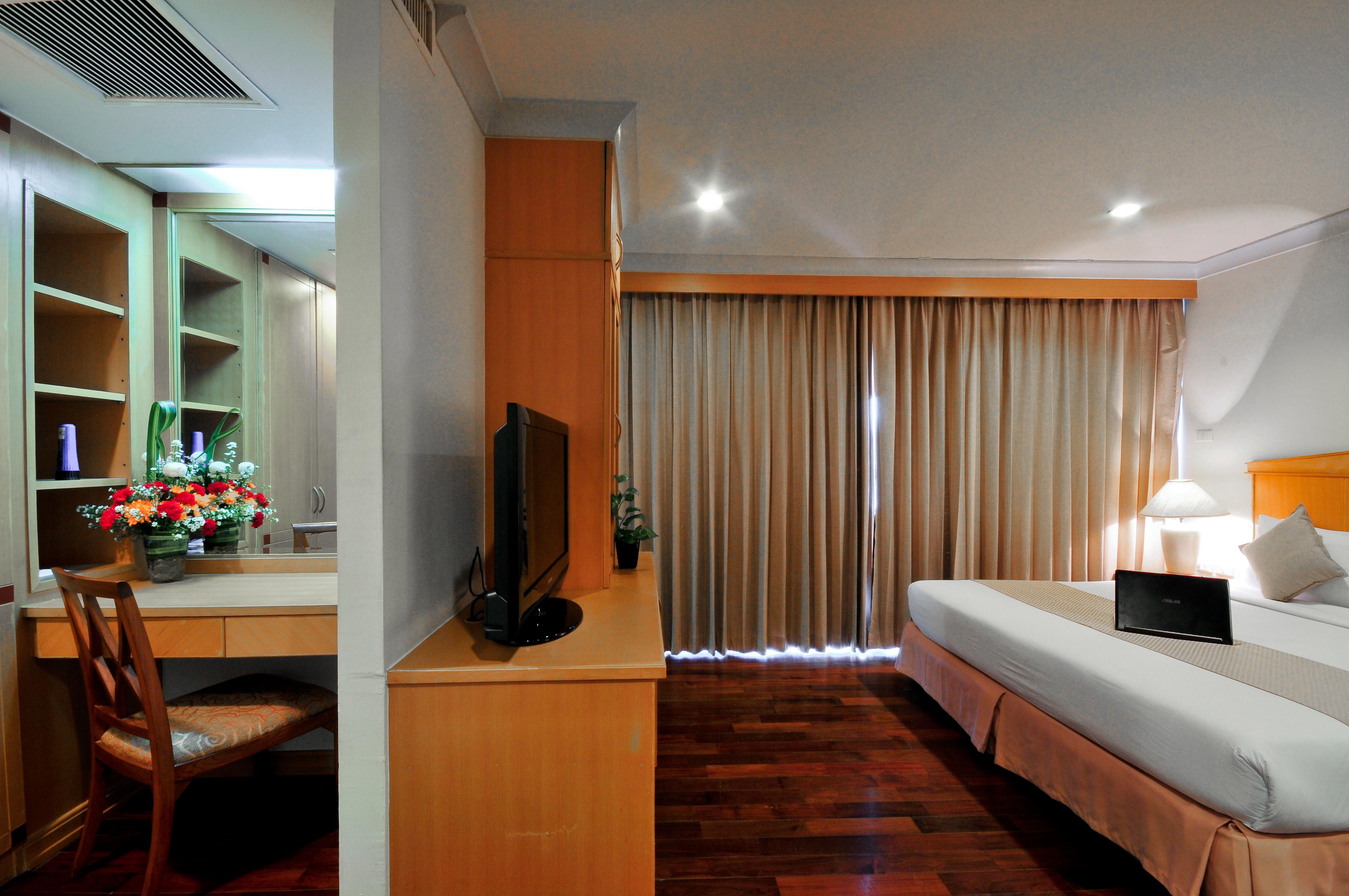 Admiral Suites Bangkok Ngoại thất bức ảnh