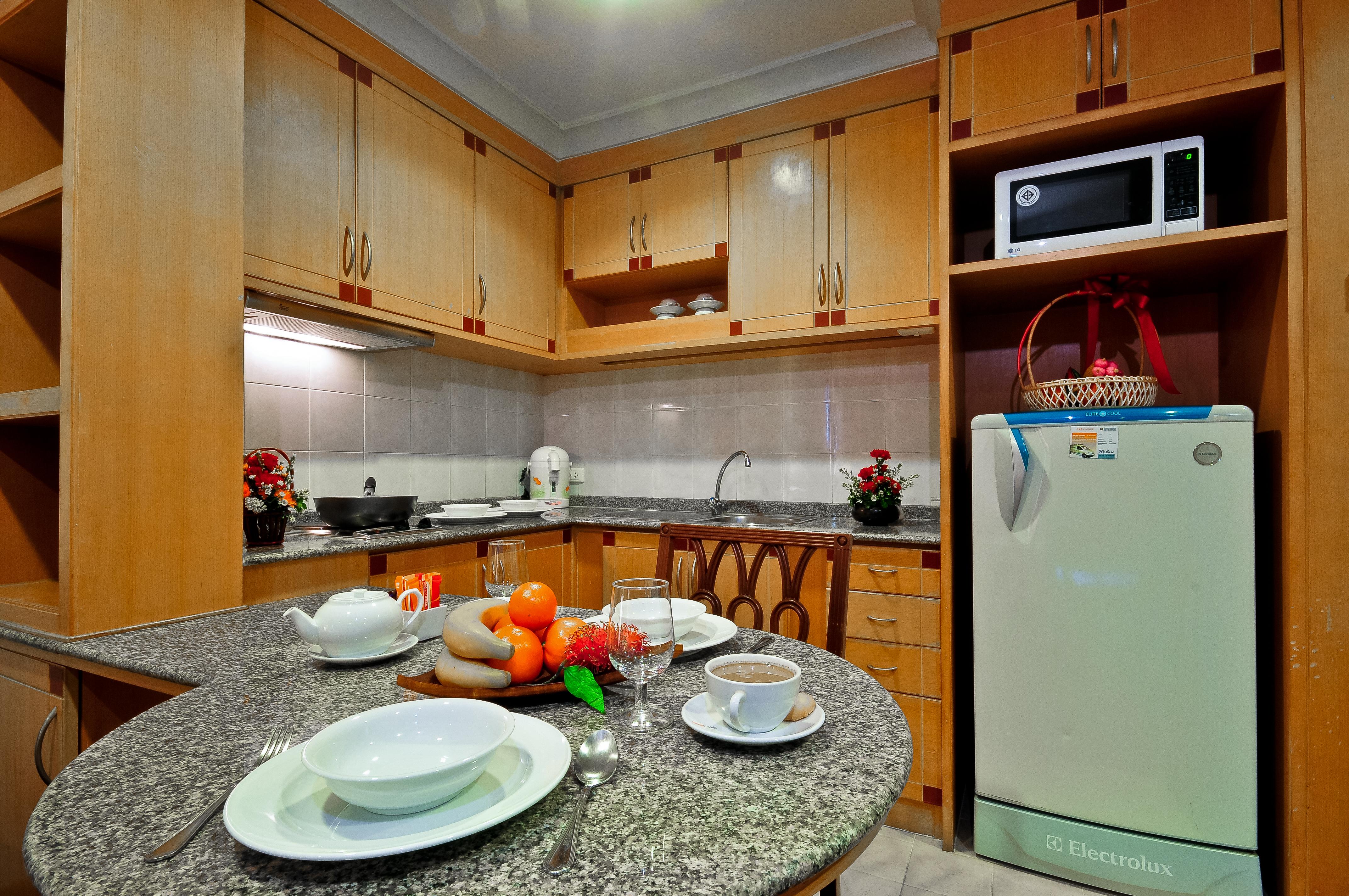 Admiral Suites Bangkok Ngoại thất bức ảnh