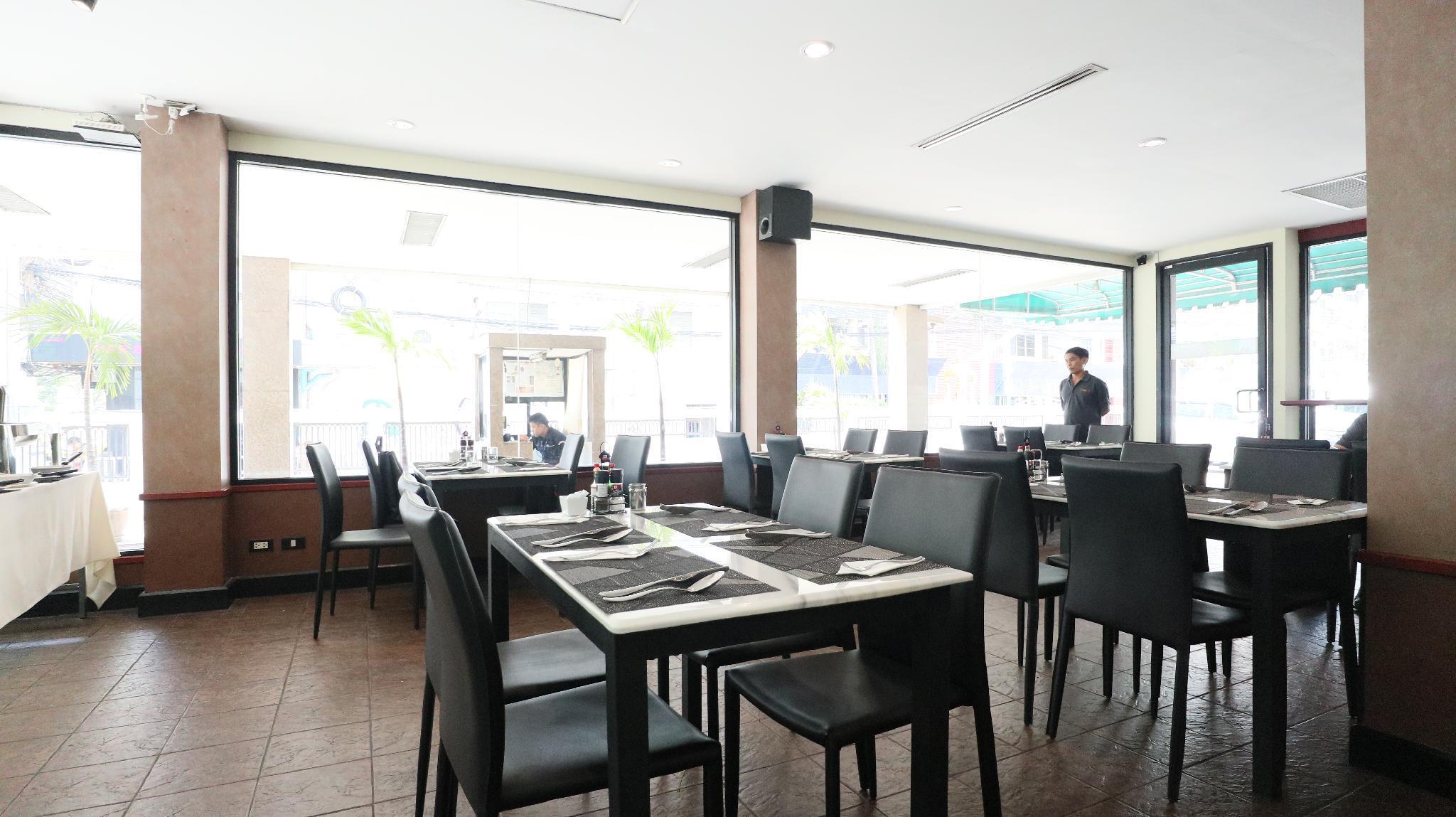 Admiral Suites Bangkok Ngoại thất bức ảnh