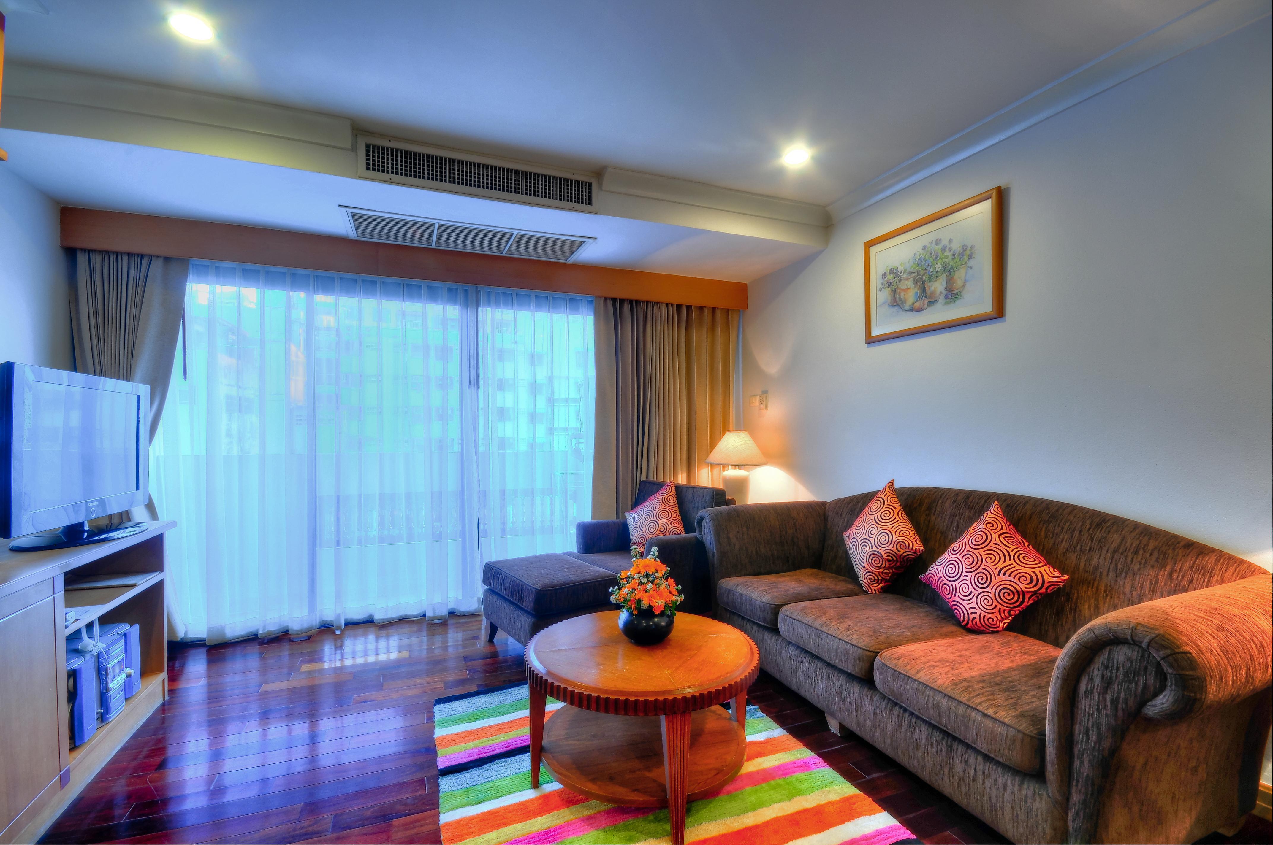 Admiral Suites Bangkok Ngoại thất bức ảnh
