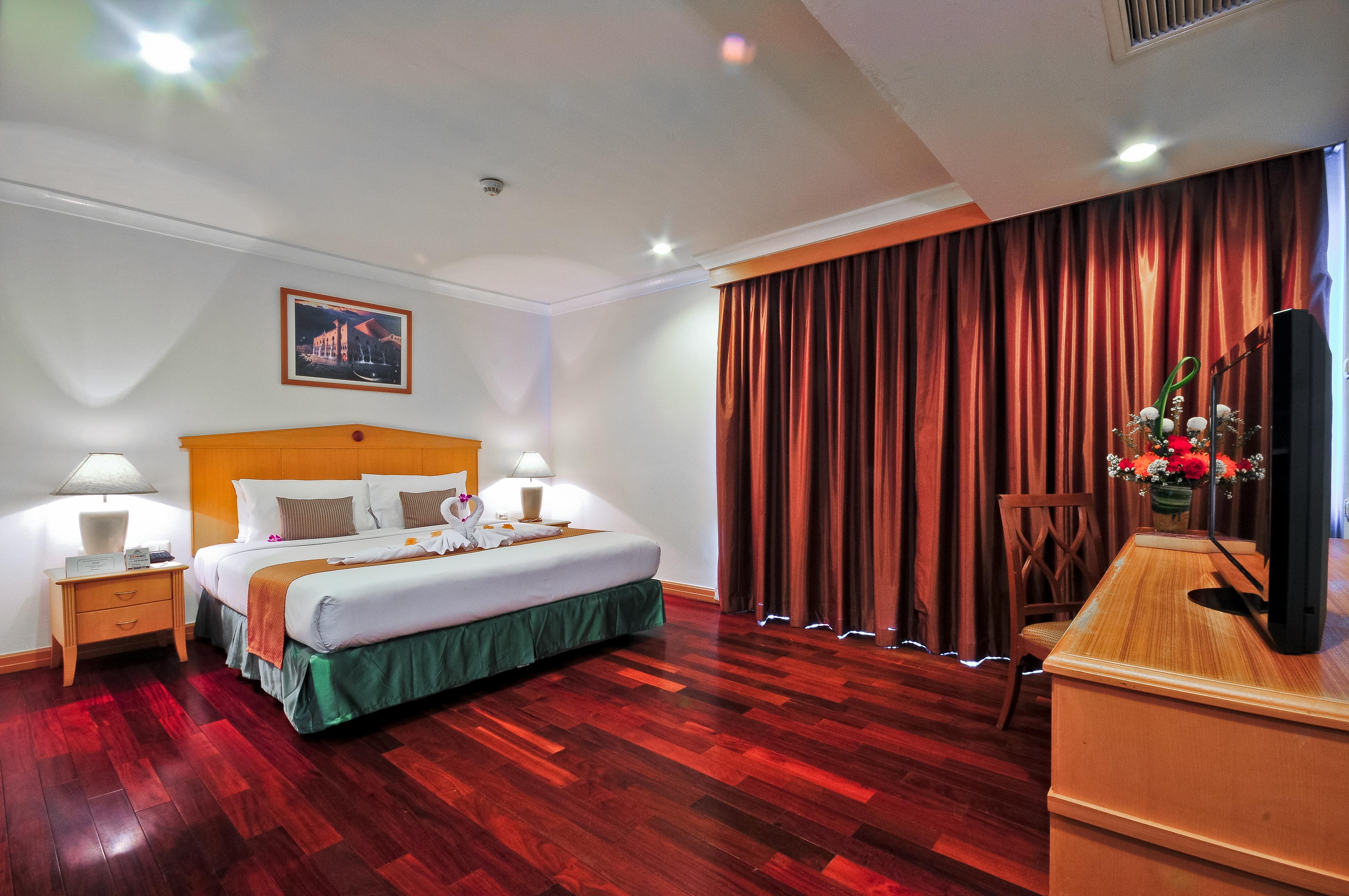 Admiral Suites Bangkok Ngoại thất bức ảnh