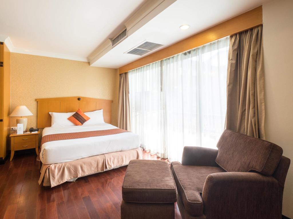 Admiral Suites Bangkok Ngoại thất bức ảnh