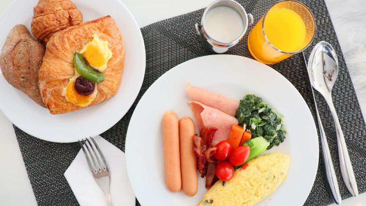 Admiral Suites Bangkok Ngoại thất bức ảnh