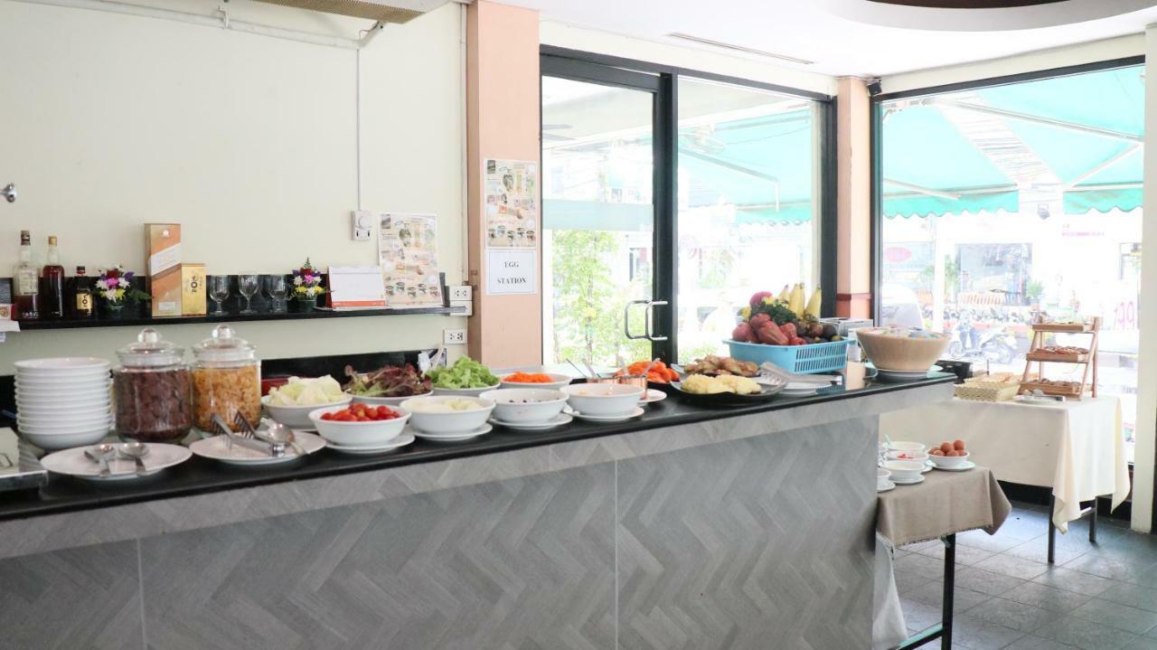 Admiral Suites Bangkok Ngoại thất bức ảnh